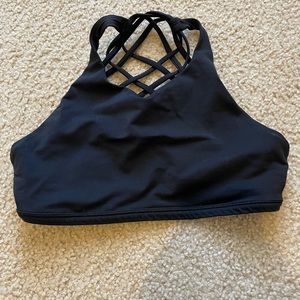 Lululemon sports bra size 6